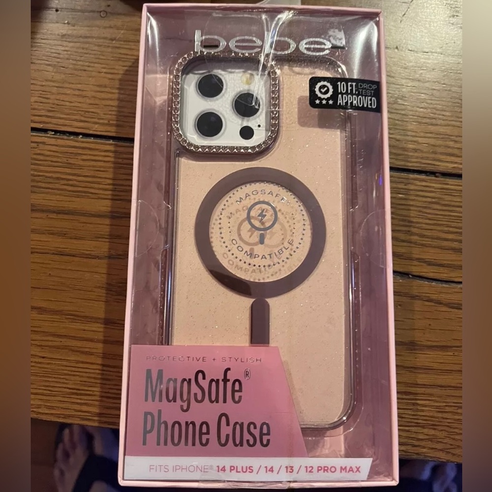 Bebe Apple I phone case new